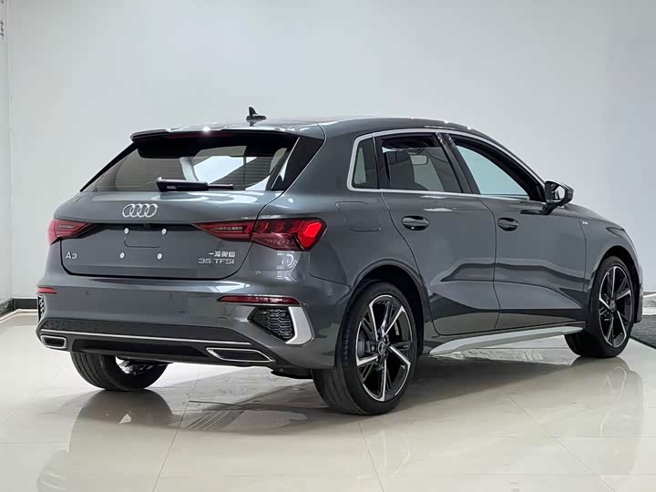 Audi A3, 2023 — фото 6 из 9