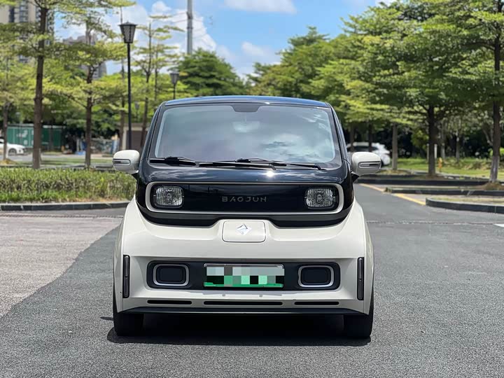 Baojun KiWi EV, 2022 — фото 2 из 9