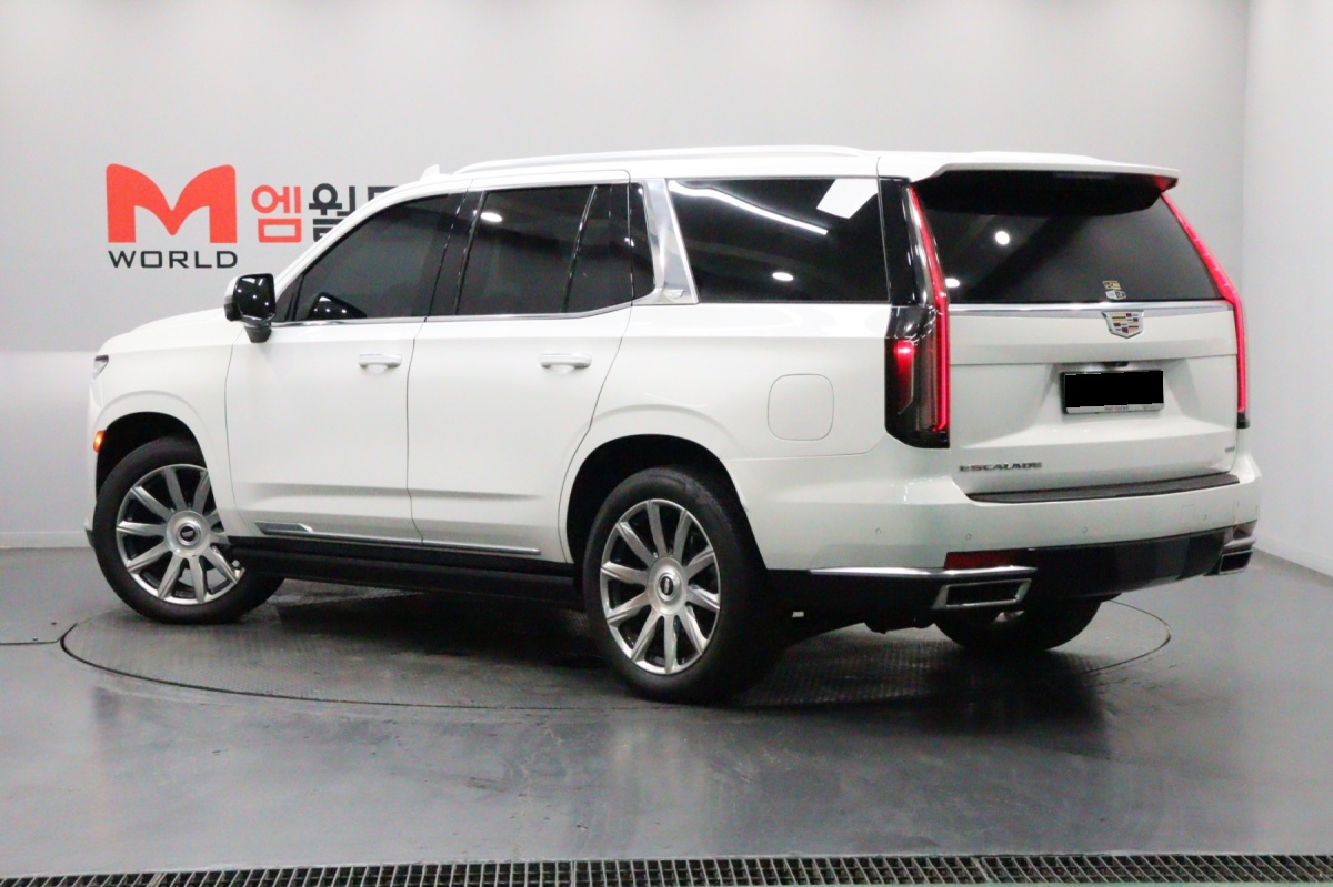 Cadillac Escalade, 2022 — фото 4 из 12