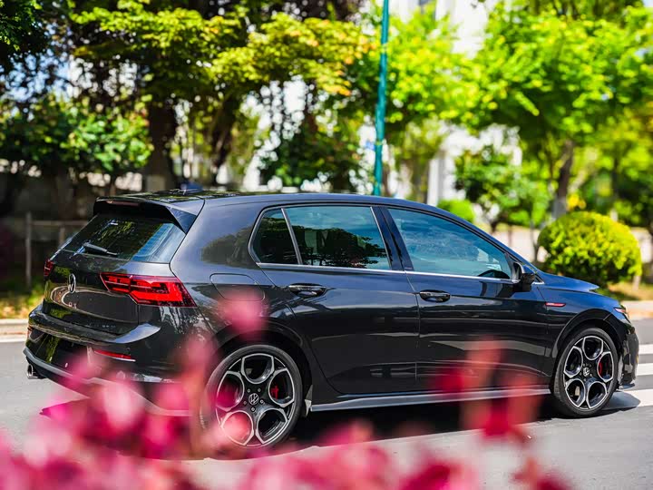 Volkswagen Golf GTI, 2023 — фото 6 из 9