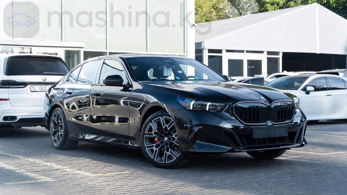 BMW 5 Serii, 2026 — фото 2 из 10