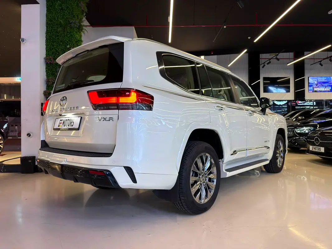 Toyota Land Cruiser, 2026 — фото 9 из 10