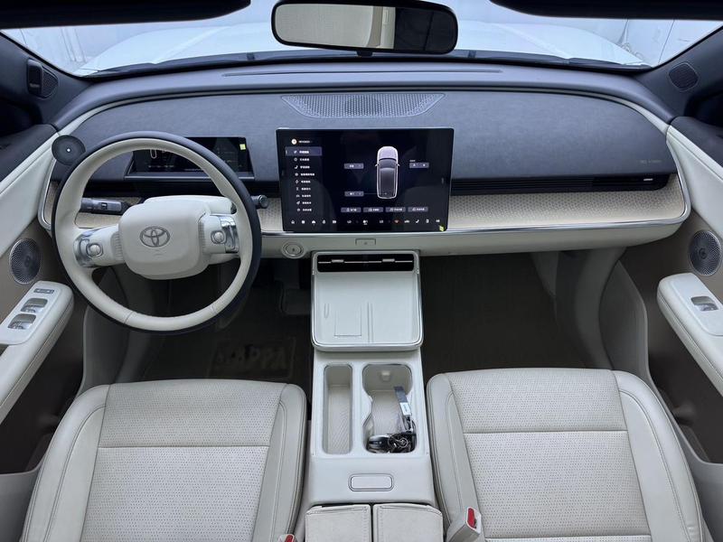 Toyota bZ3X, 2025 — фото 9 из 12