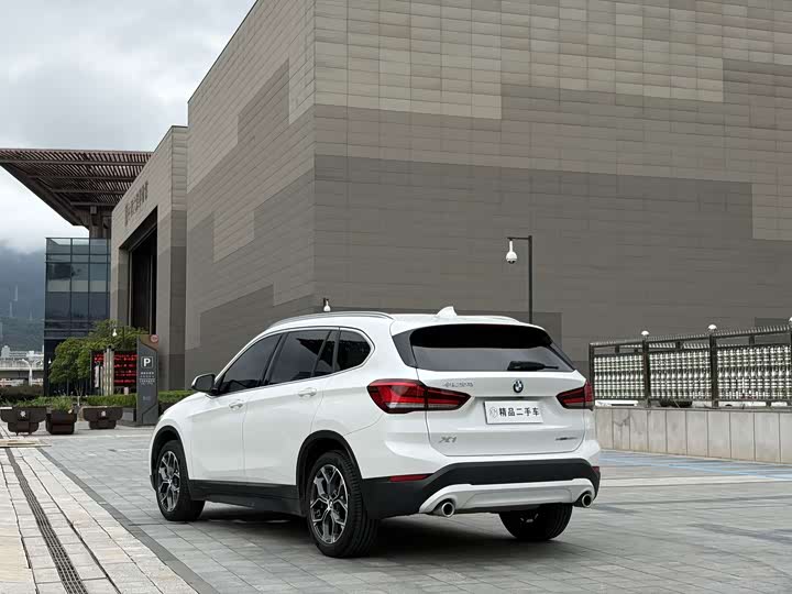 BMW X1, 2021 — фото 7 из 9