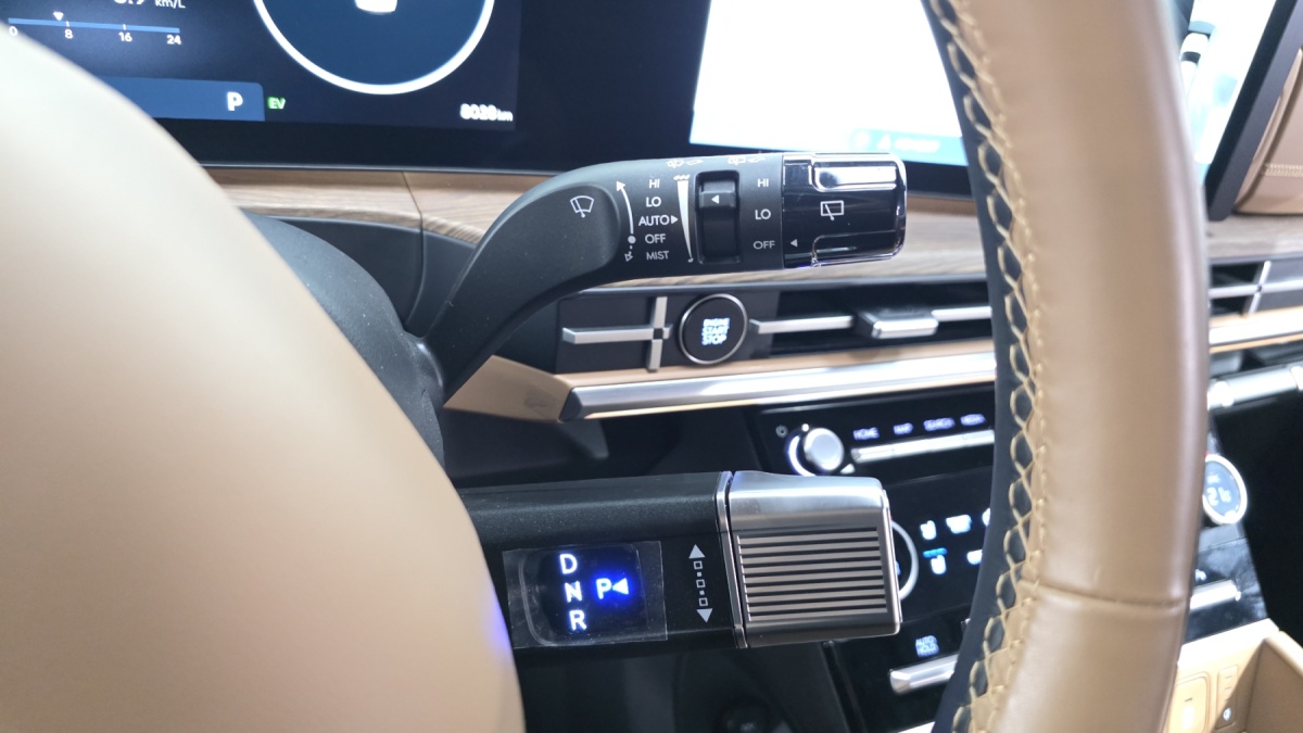 Hyundai Santa Fe, 2025 — фото 8 из 12