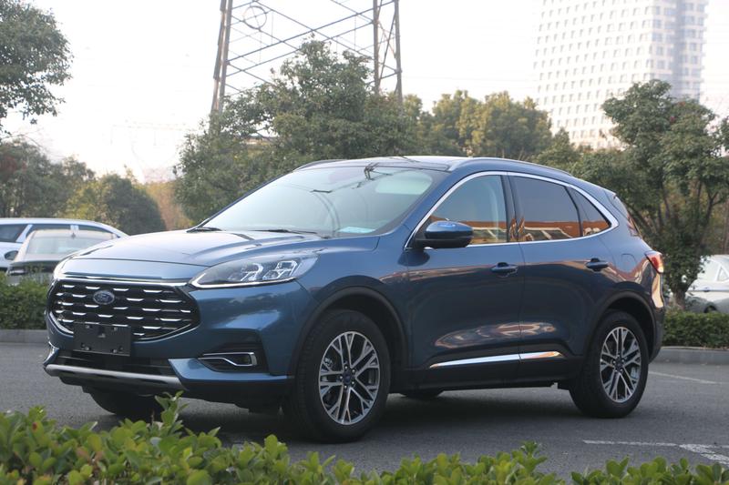 Ford Escape, 2023 — купить в Брянске под ключ