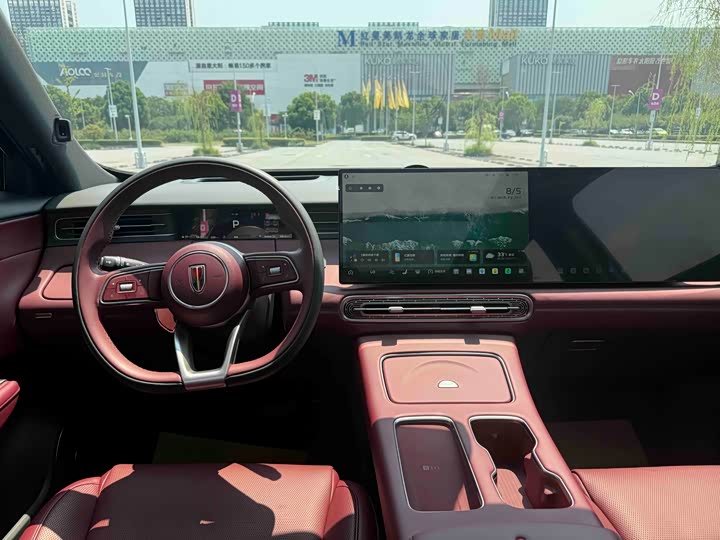 Hongqi HS6 Hybrid, 2025 — фото 6 из 9