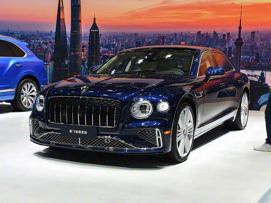 Bentley Flying Spur Hybrid, 2026 — купить в Калуге под ключ