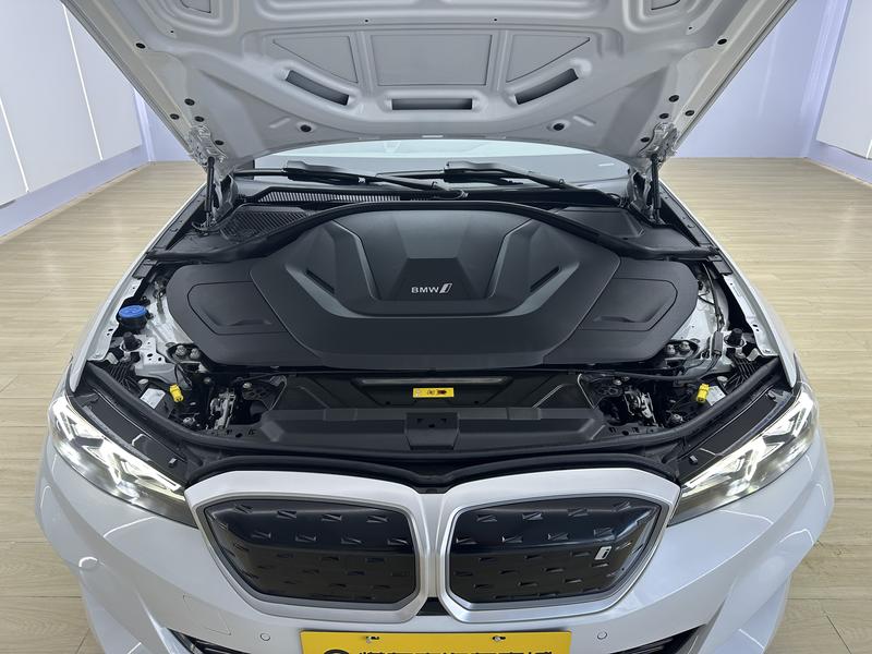BMW i3, 2023 — фото 12 из 12