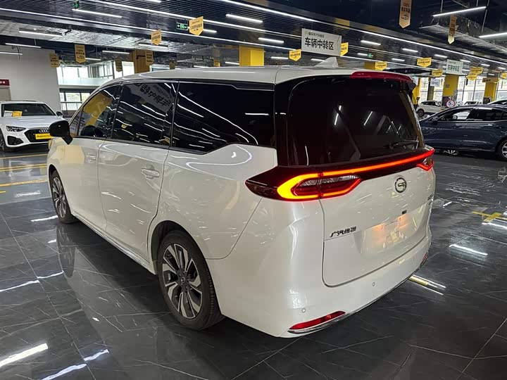 GAC Trumpchi M6, 2023 — фото 3 из 9