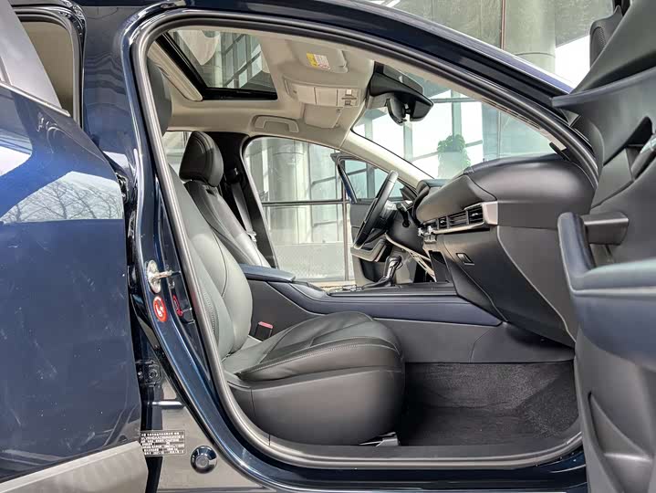 Mazda CX-30, 2021 — фото 9 из 9