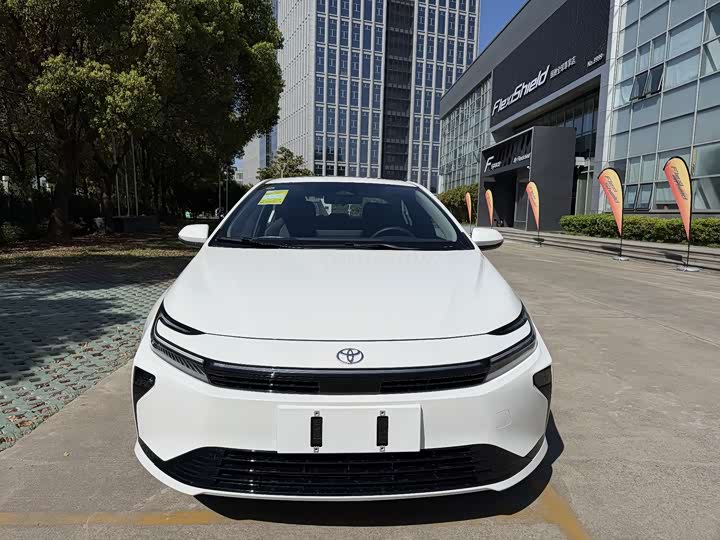 Toyota Corolla, 2026 — фото 3 из 9