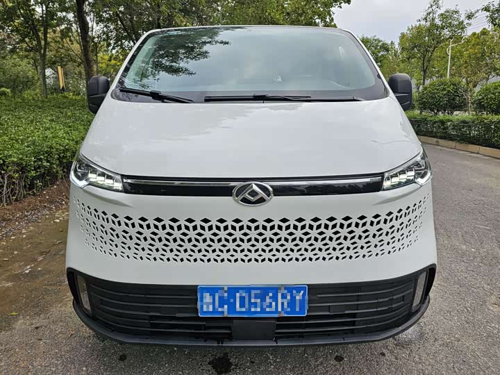 Maxus V70, 2024 — фото 2 из 9