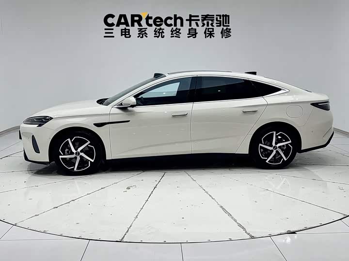 BYD Seal 07 DM-i Hybrid, 2025 — фото 7 из 9