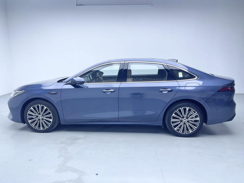 Geely Galaxy A7, 2025 — фото 4 из 12