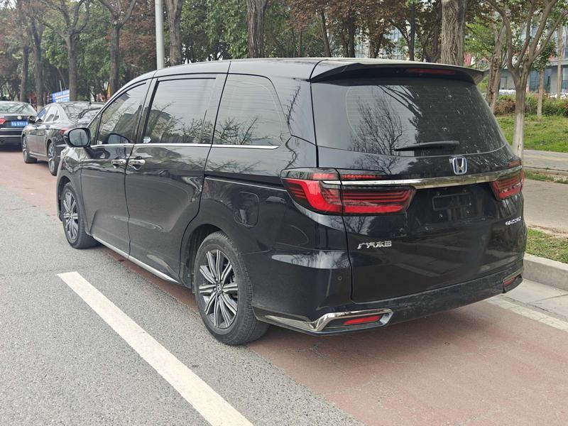 Honda Odyssey, 2023 — фото 4 из 12