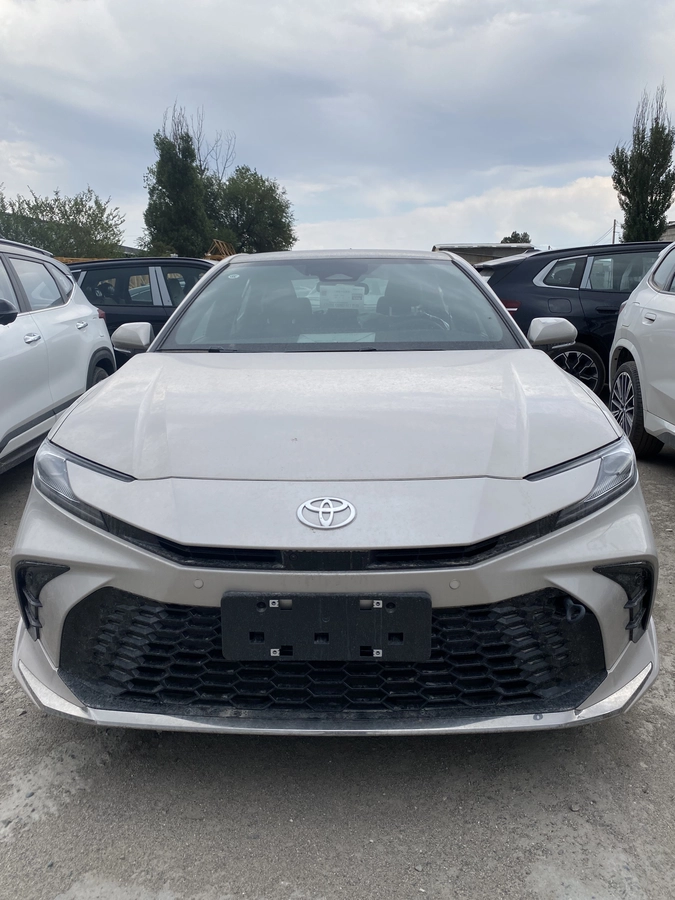 Toyota Camry, 2026