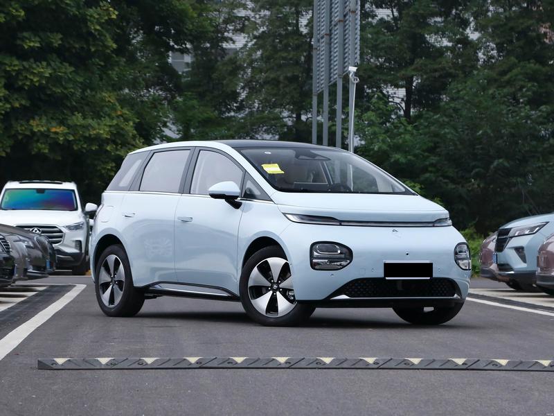 Baojun Yunduo, 2026 — фото 3 из 11