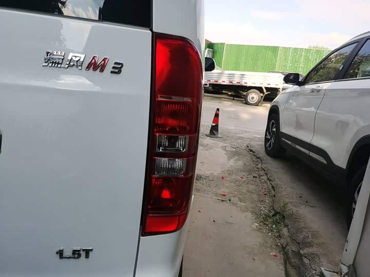 JAC Refine M3, 2023 — фото 8 из 9