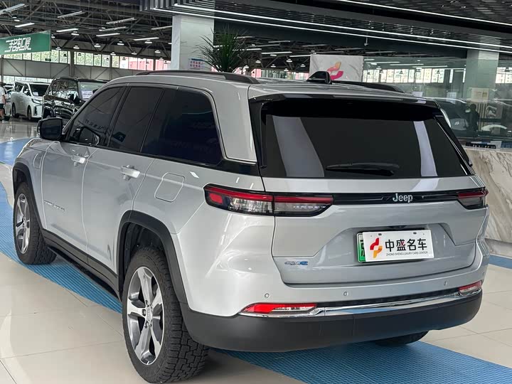 Jeep Grand Cherokee Hybrid, 2025 — фото 7 из 9