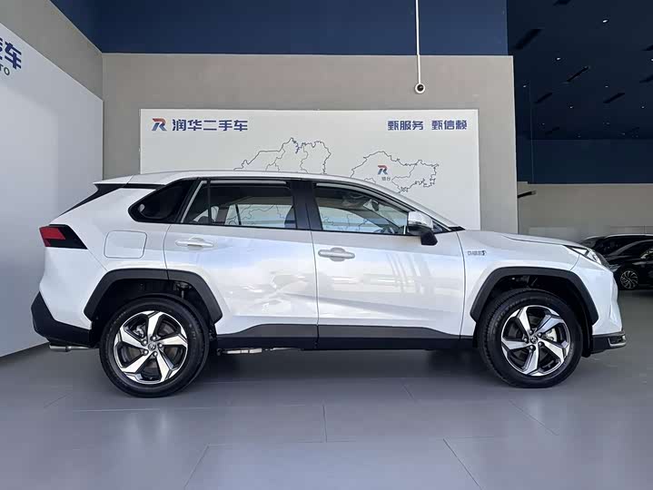 Toyota RAV4 Hybrid, 2026 — фото 3 из 9