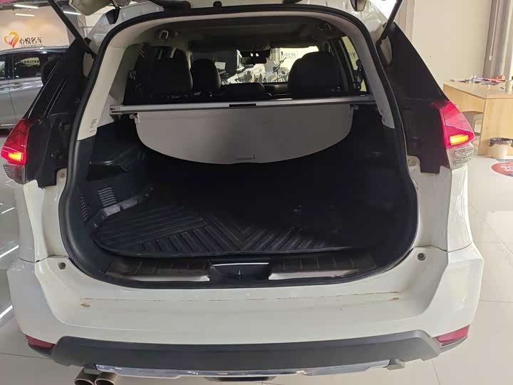 Nissan X-Trail, 2023 — фото 8 из 9