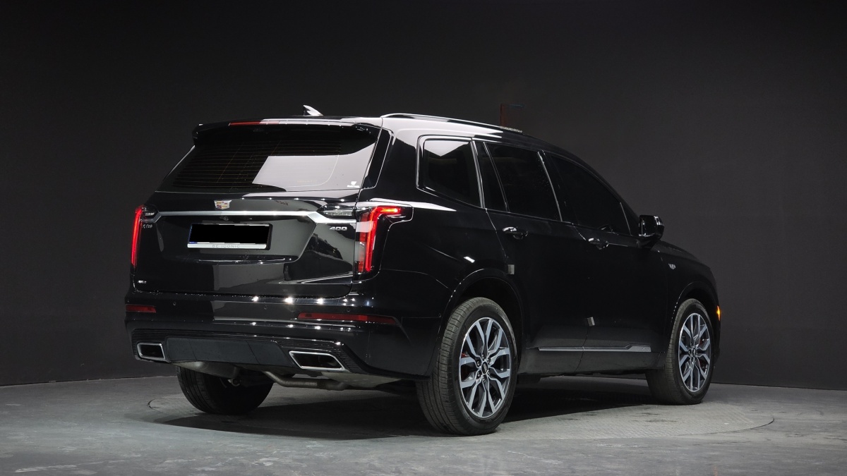 Cadillac XT6, 2023 — фото 2 из 12