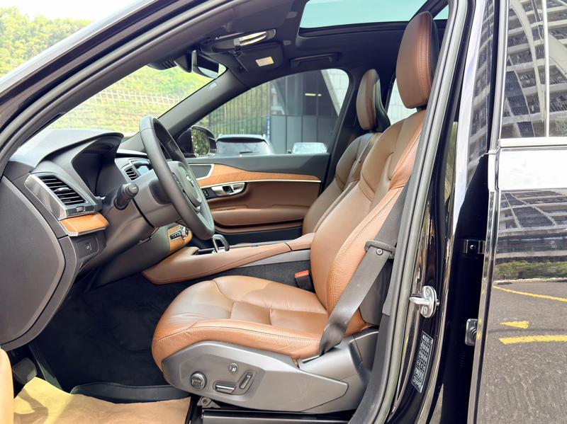 Volvo XC90, 2022 — фото 10 из 12