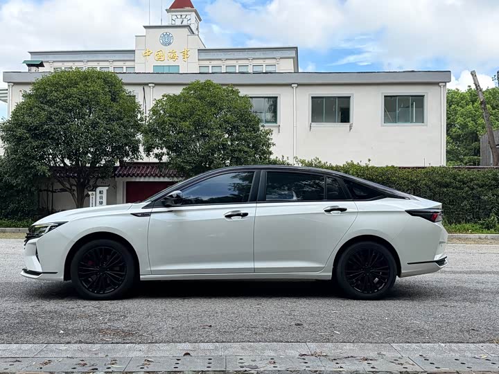 Dongfeng Aeolus Yixuan Max, 2021 — фото 3 из 9