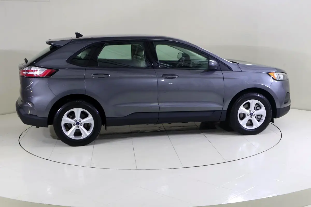 Ford Edge, 2022 — фото 3 из 10