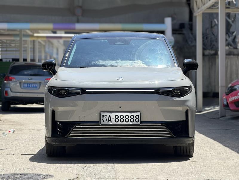 Leapmotor C10, 2024 — фото 2 из 12