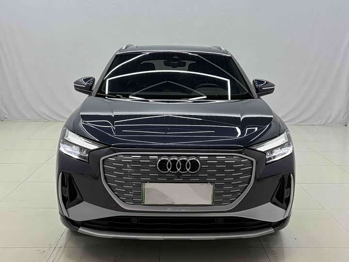 Audi Q4 e-tron, 2024 — фото 2 из 9