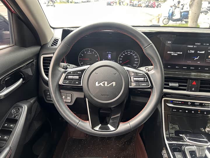 Kia KX3, 2022 — фото 7 из 9