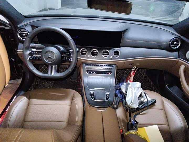 Mercedes-Benz E-Class, 2022 — фото 5 из 9