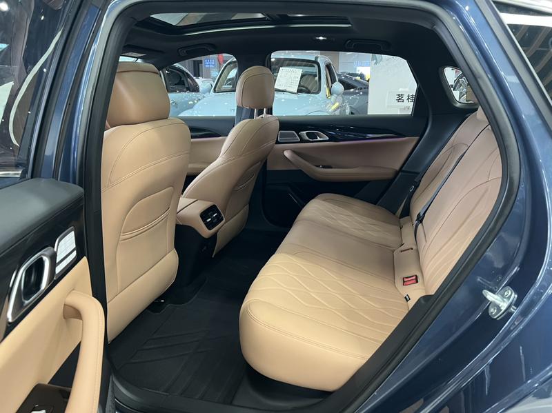 Geely Galaxy A7, 2025 — фото 10 из 12