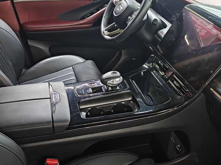 GAC Trumpchi E9, 2023 — фото 4 из 5