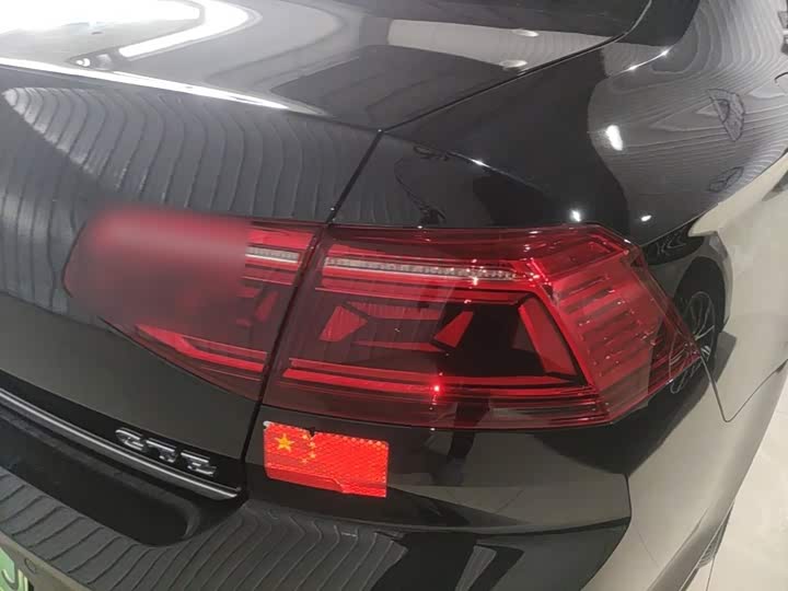 Volkswagen Magotan GTE Hybrid, 2023 — фото 8 из 9