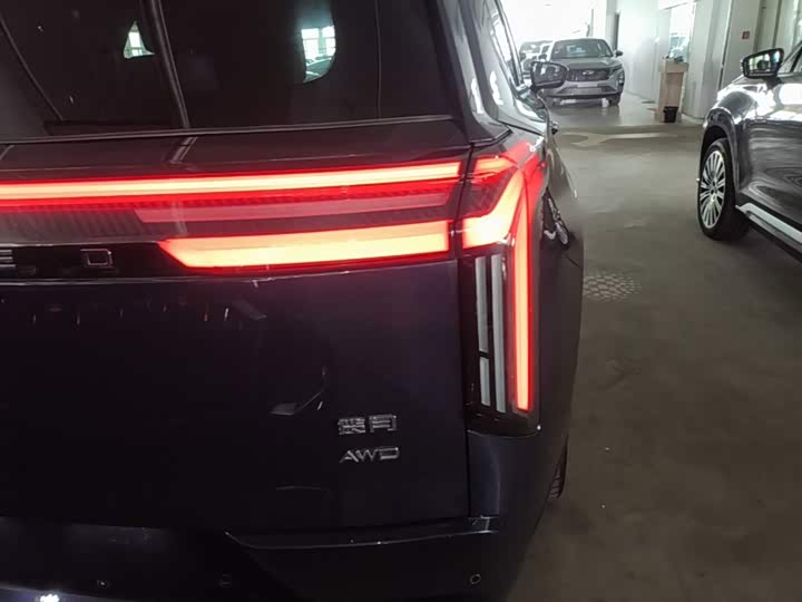Exeed VX C-DM Hybrid, 2025 — фото 8 из 9