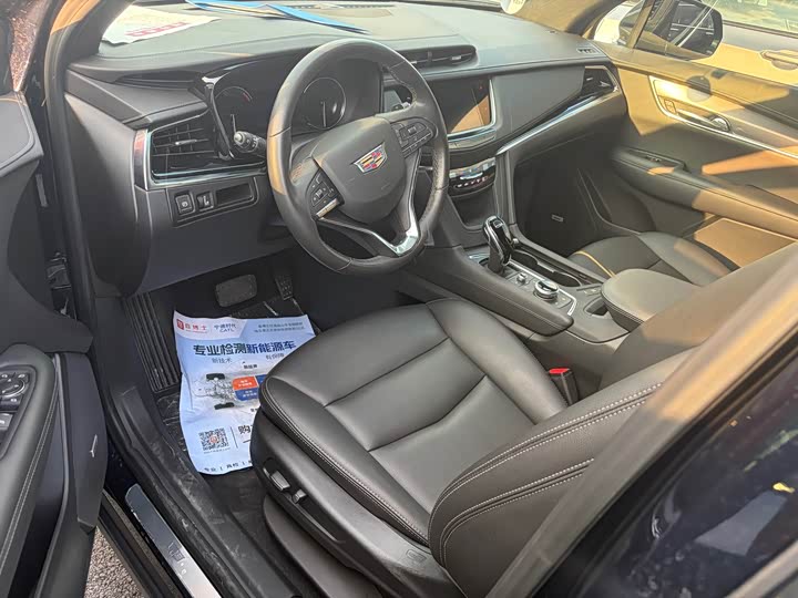 Cadillac XT6, 2022 — фото 7 из 9