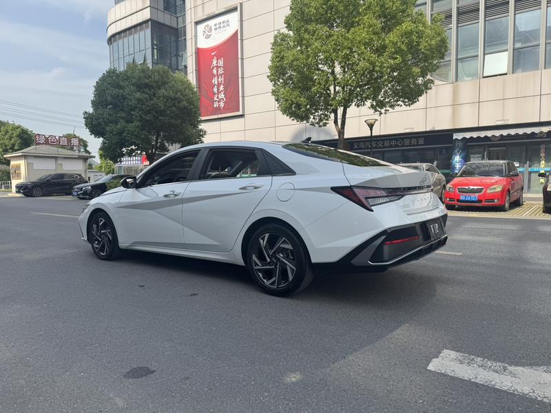 Hyundai Elantra N line, 2024 — фото 4 из 12