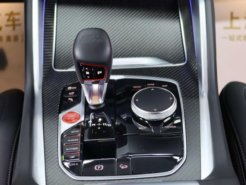 BMW XM, 2024 — фото 9 из 12