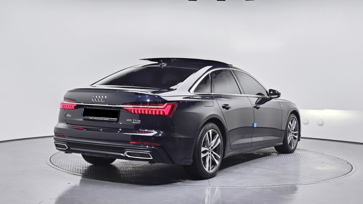 Audi A6, 2022 — фото 2 из 12