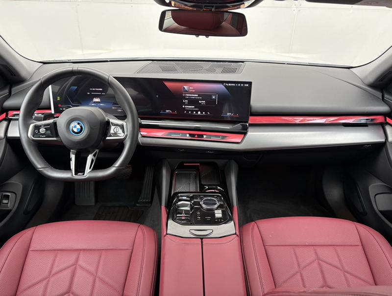 BMW i5, 2025 — фото 8 из 12