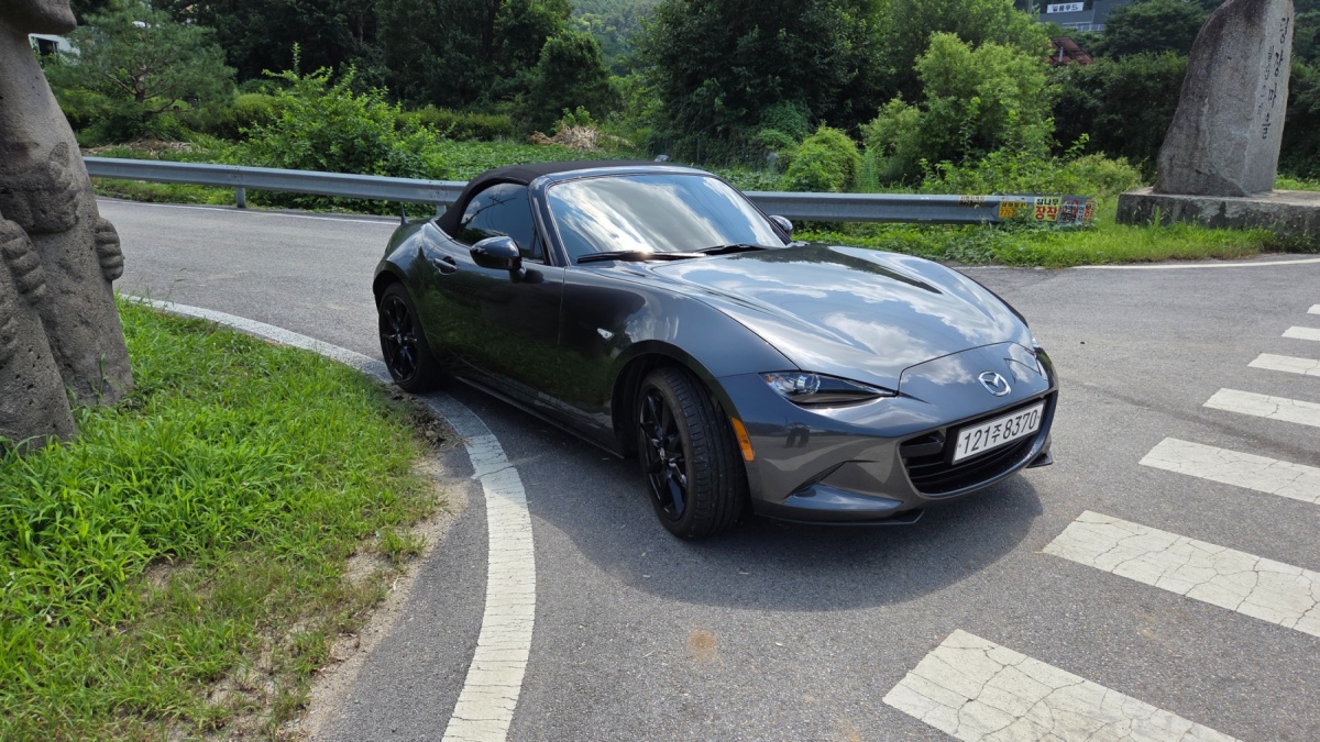 Mazda MX-5 Miata, 2022 — фото 11 из 12