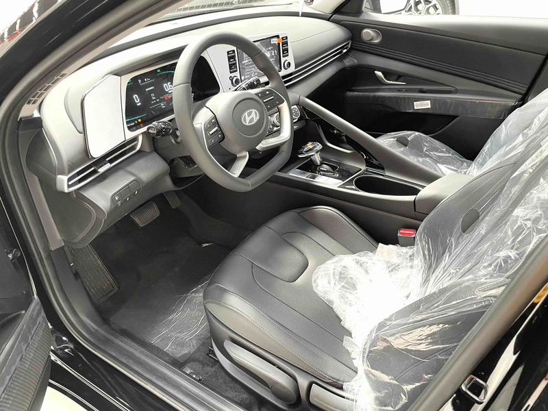 Hyundai Elantra N line, 2025 — фото 10 из 12