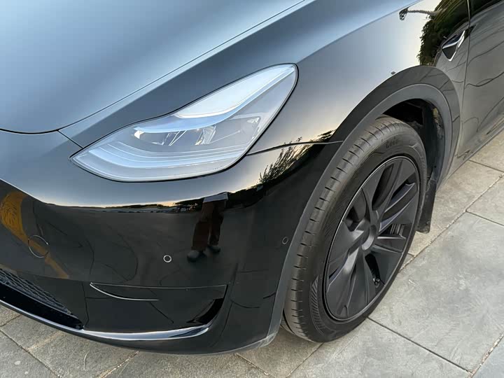 Tesla Model Y, 2023 — фото 3 из 9