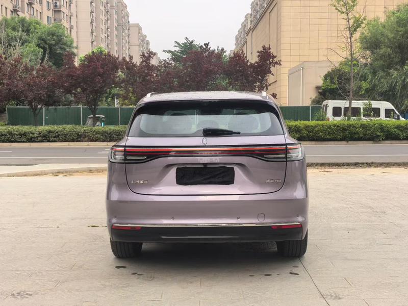 Shangjie (Huawei × SAIC) H5, 2025 — фото 5 из 11