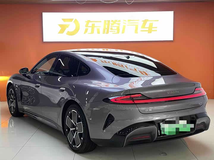 Xiaomi SU7, 2025 — фото 7 из 9