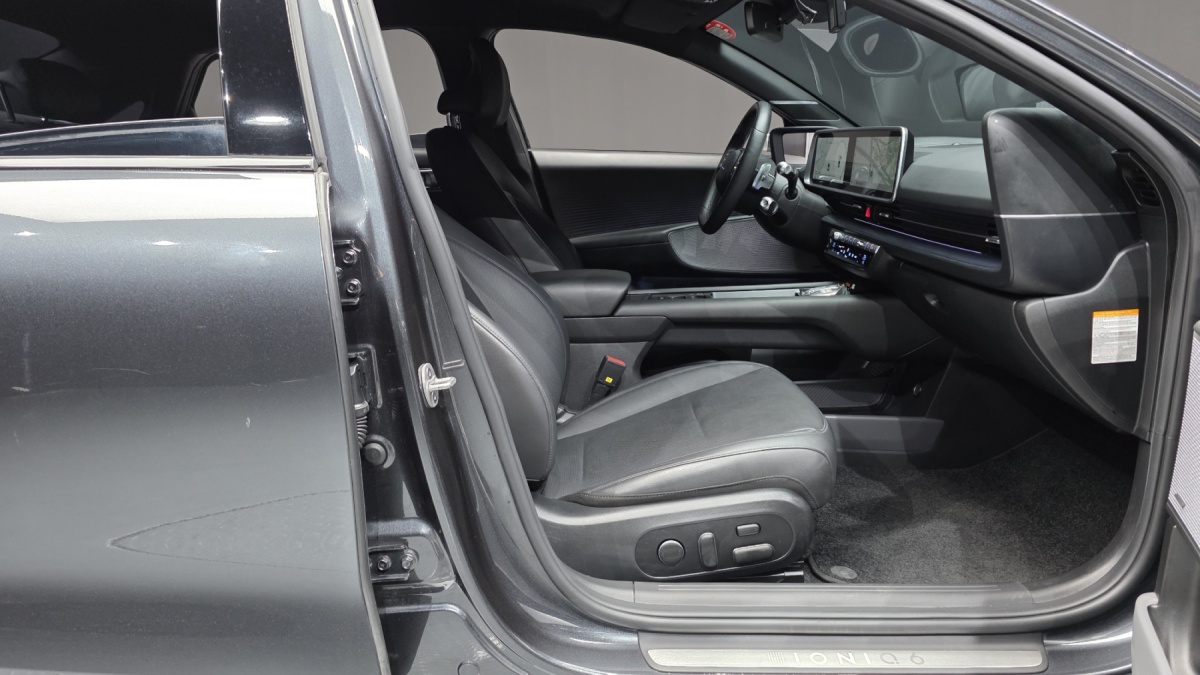 Hyundai Ioniq 6, 2023 — фото 10 из 12