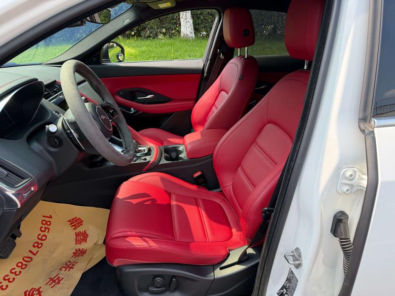 Jaguar E-Pace, 2023 — фото 9 из 12
